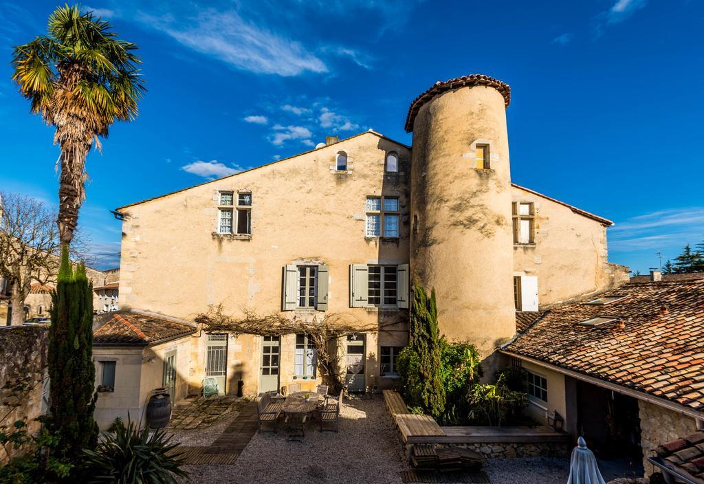 Chambres D'Hotes Le Relais Des Remparts Rions Bagian luar foto
